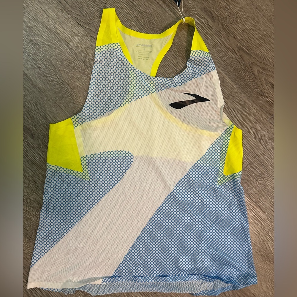 Brooks Elite racing singlet